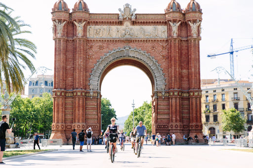 Tour en bici: ¡descubre lo mejor de Barcelona! - Terraquo