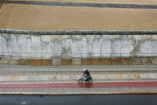 Tour guiado en bici: ¡descubre la historia del Muro de Berlín! - Terraquo
